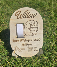 Load image into Gallery viewer, Baby Bracelet Birth Sign