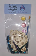 Load image into Gallery viewer, Safari Wooden Magnet Paint kits