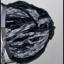 Load image into Gallery viewer, Pet Dragon Crochet