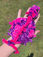Load image into Gallery viewer, Pet Dragon Crochet
