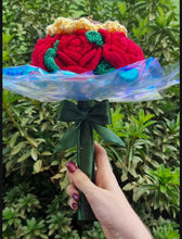 Load image into Gallery viewer, Sunflower Rose Bouquet Crochet
